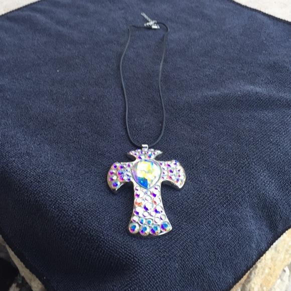 Jewelry - Picture 2 of 4